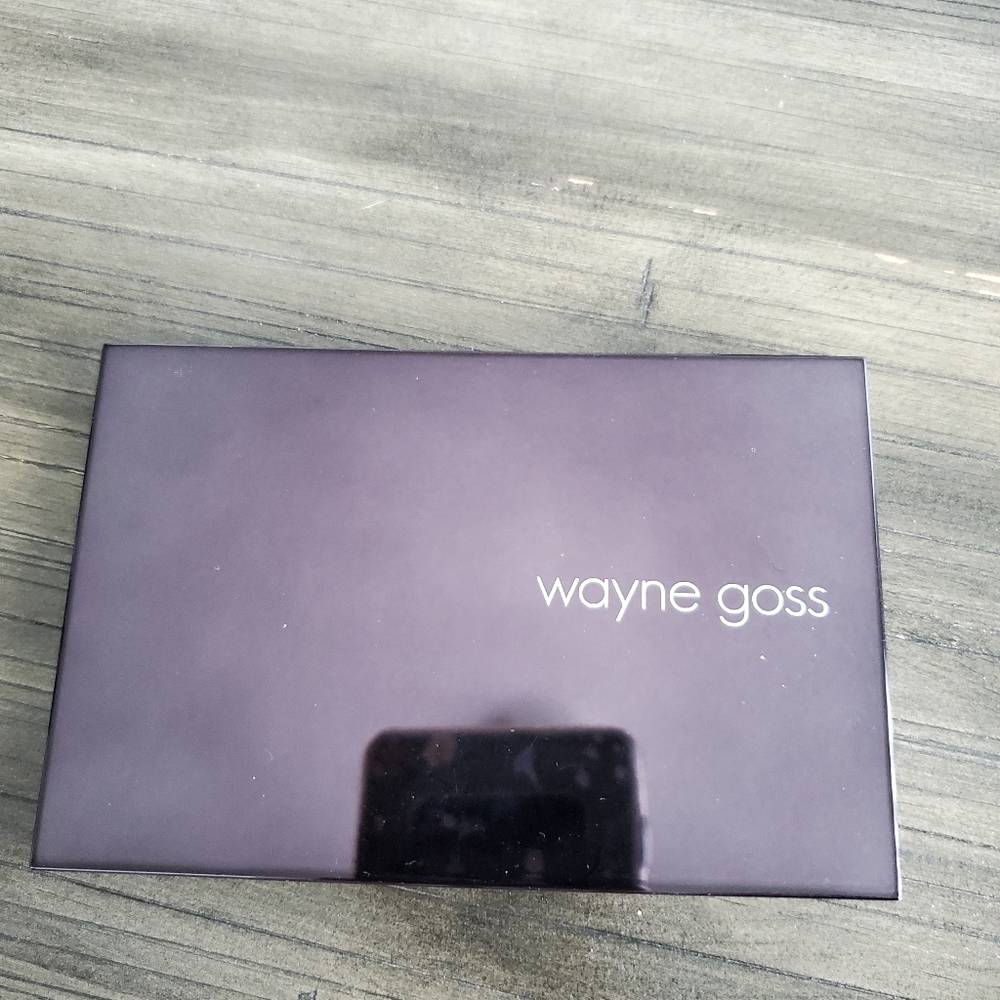 Wayne goss weightless veil blush vivid azalea